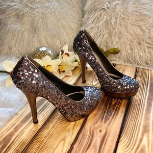 SOLD Glittery Pumps